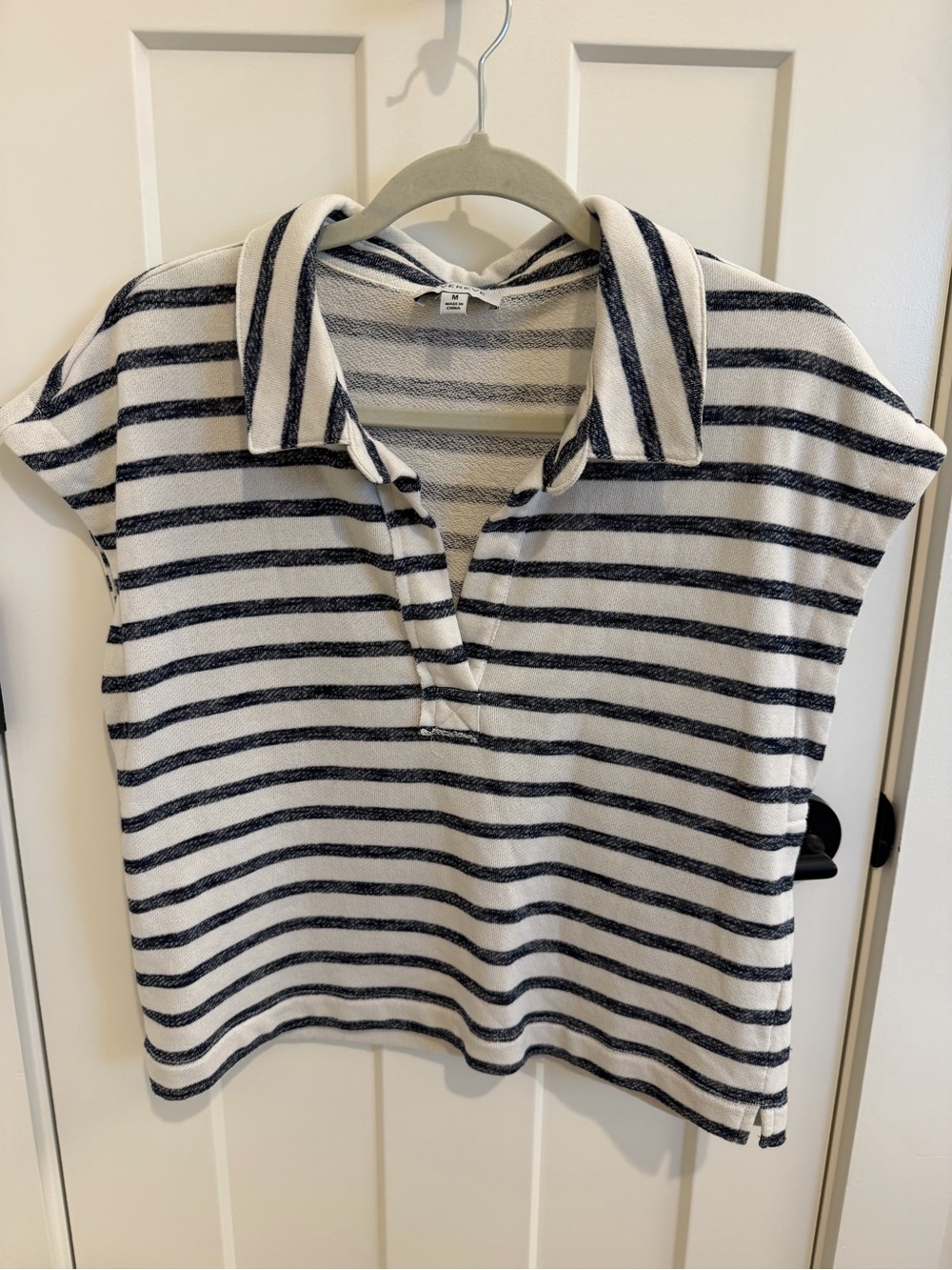 Evereve White & Navy Striped Top